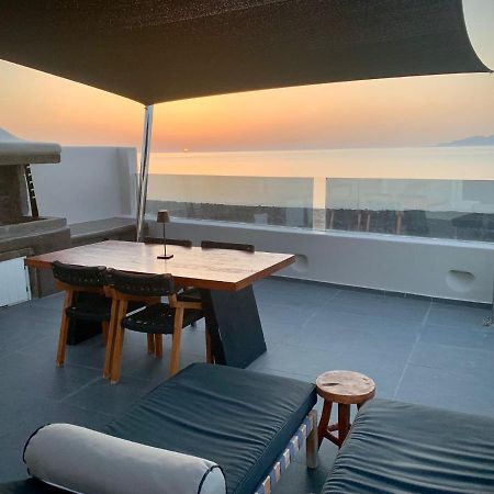Incognito Beach Villa Santorini Kamári Exteriér fotografie