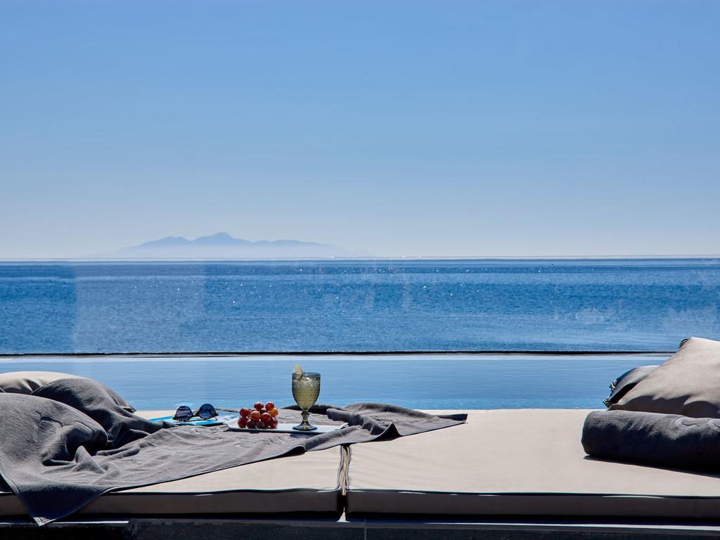 Incognito Beach Villa Santorini Kamári Exteriér fotografie