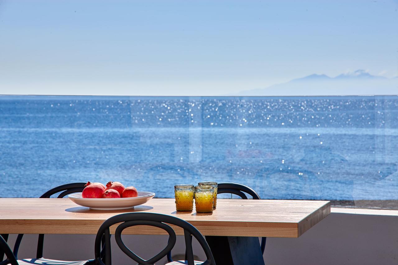 Incognito Beach Villa Santorini Kamári Exteriér fotografie
